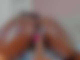 Live cam show with Maddy - Small Tits on Free Soda
