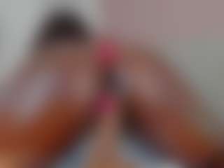 Live cam show with Maddy - Athletic on googirlz