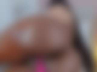 Live cam show with Maddy - Lush on studioflirtlive.com