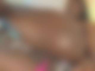Live cam show with Maddy - Petite on Streamer API