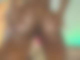 Live cam show with Maddy - Cum on Camsoda