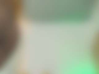 Live cam show with Maddy - Ebony Petite on Camsoda | colombia