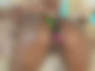 Maddy's Live Sex Cam Show