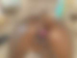 Maddy's Live Sex Cam Show