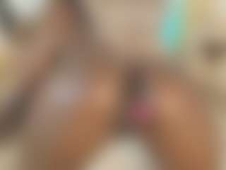 Maddy's Live Sex Cam Show