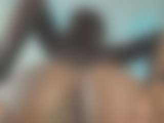 Live cam show with Maddy - Athletic Ebony on fapnchat