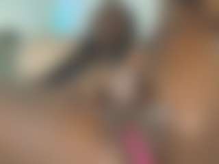 Live cam show with Maddy - Big Ass on CamSodaAdn