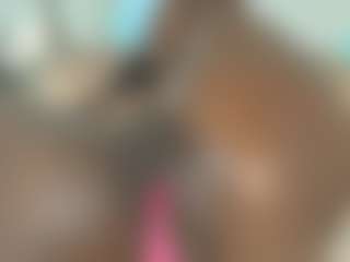 Live cam show with Maddy - Athletic Bedroom on CamSodaAdn