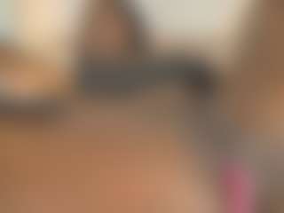 Live cam show with Maddy - Small Tits on TeamSkeetLive
