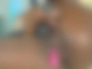 Live cam show with Maddy - Ebony on Camsoda | colombia