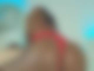 Live cam show with Maddy - Athletic Lush on intimatelivegirls.com