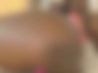 Live cam show with Maddy - Bedroom on Mixed Magazine Live