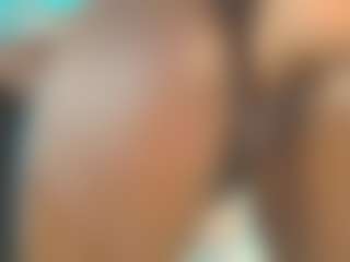 Live cam show with Maddy - Natural on Camsoda