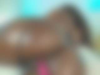 Live cam show with Maddy - Black Petite on galaxygirlnitro.com