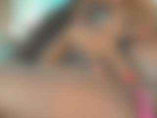 Live cam show with Maddy - Ebony Small Tits on studioflirtlive.com