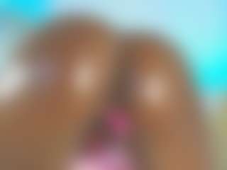 Live cam show with Maddy - Black Petite on SpunkLive