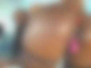 Live cam show with Maddy - Black Toys on Mixed Magazine Live