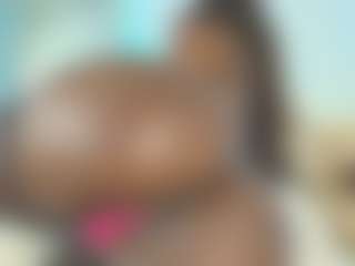 Live cam show with Maddy - Living Room on Hubzter Live