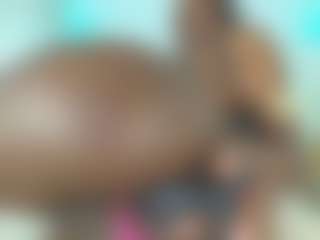 Live cam show with Maddy - Latina on camwithhim.com | colombia