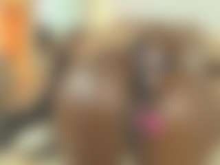 Live cam show with Maddy - Ebony on Big Tits | colombia