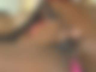 Live cam show with Maddy - Natural on Camsoda
