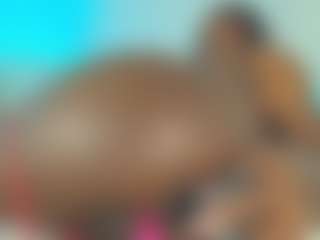Pokaz na żywo z Maddy - Ebony na Camsoda | colombia