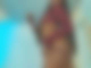 Live cam show with Maddy - Anal Toys on Camsoda