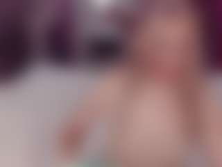 Live cam show with annie1ann - Thong on Camming Site