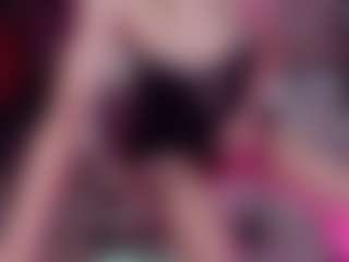 Live-Cam-Show mit annie1ann - Small Ass auf Camsoda