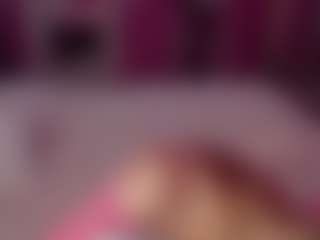 Live cam show with annie1ann - Public MILF on Camsoda