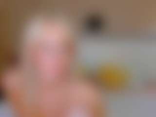 bellatip's Live Sex Cam Show