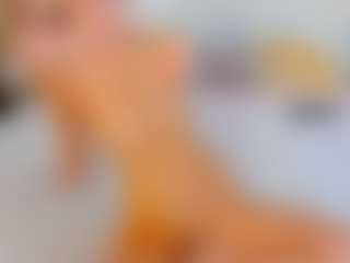 Live cam show with bellatip - Striptease on Dare Cams