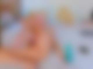 bellatip's Live Sex Cam Show