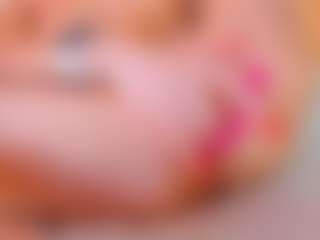 Live cam show with bellatip - Glasses on Camsoda