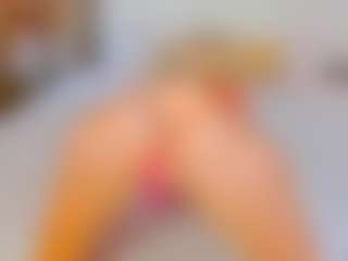 Live cam show with bellatip - Glasses on https://playwithruby.com