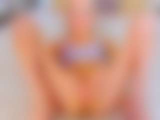 Live cam show with bellatip - Striptease Teen (18+) on livesuperchat.net