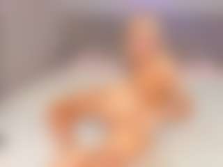 bellatip's Live Sex Cam Show