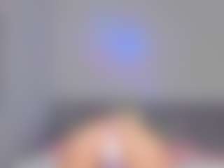 Live cam show with bellatip - Glasses on Camming Site