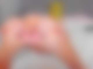 bellatip's Live Sex Cam Show