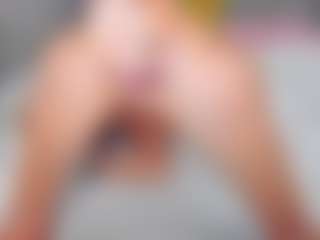 Live cam show with bellatip - Bedroom on xxxlivecams.org