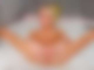 Live cam show with bellatip - Bedroom on justonemore.cc