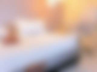 Live cam show with elizabeth-bree - Saliva on Camsoda