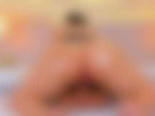 elizabeth-bree's Live Sex Cam Show