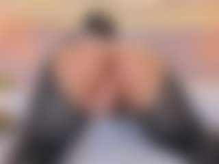 elizabeth-bree's Live Sex Cam Show