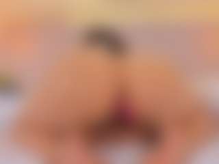 elizabeth-bree's Live Sex Cam Show