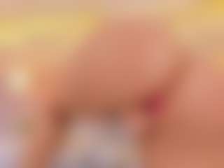 elizabeth-bree's Live Sex Cam Show