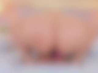 Live cam show with elizabeth-bree - Deepthroat on sexytreat.net