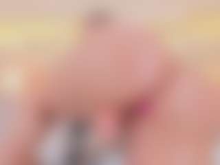 Live cam show with elizabeth-bree - Deepthroat on Dare Cams