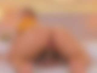elizabeth-bree's Live Sex Cam Show
