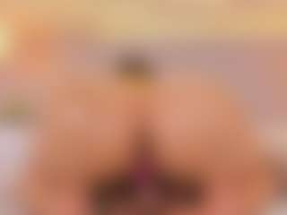 elizabeth-bree's Live Sex Cam Show